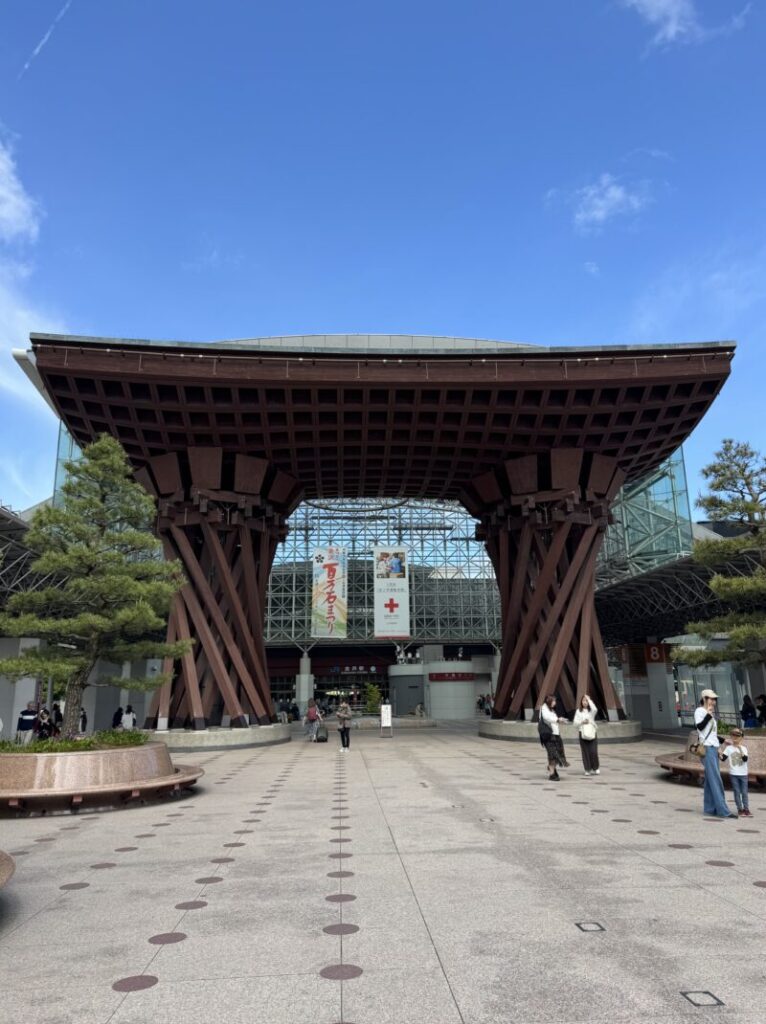 金沢の鼓門